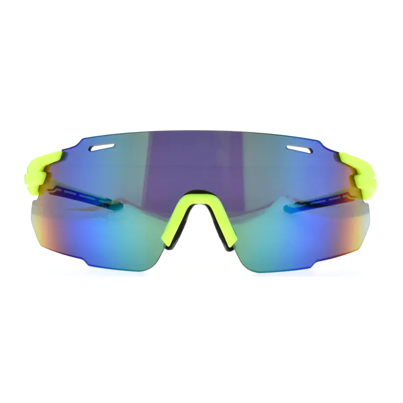 Como escolher um par de óculos de sol esportivos que realmente protegem seus olhos?